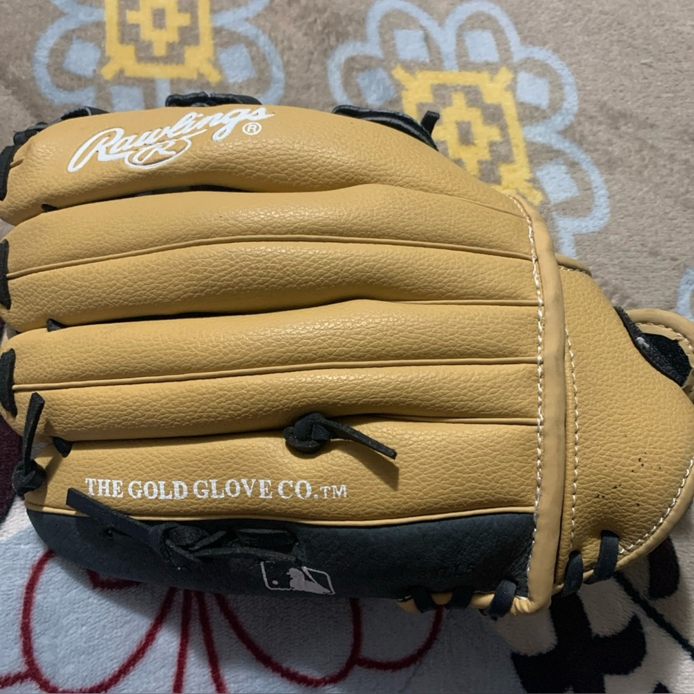 Rawlings Playmaker Series 11.5" Baseball Leather Glove WPM115NC Right Hand Throw